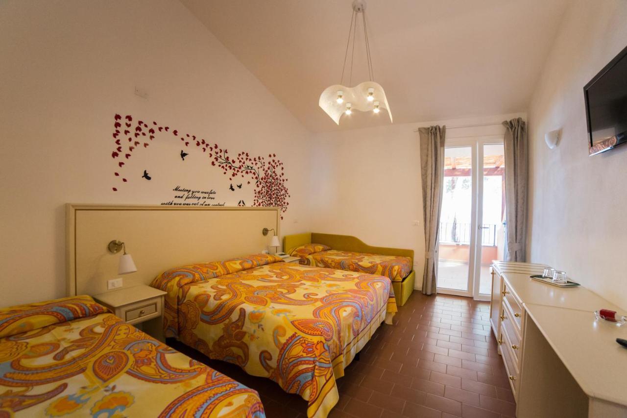 Hotel Capo Sud ลาโกนา ภายนอก รูปภาพ