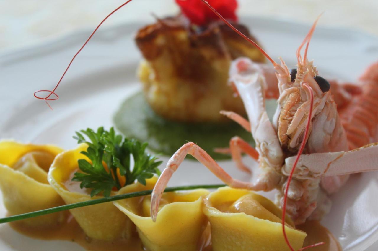 Hotel Capo Sud ลาโกนา ภายนอก รูปภาพ