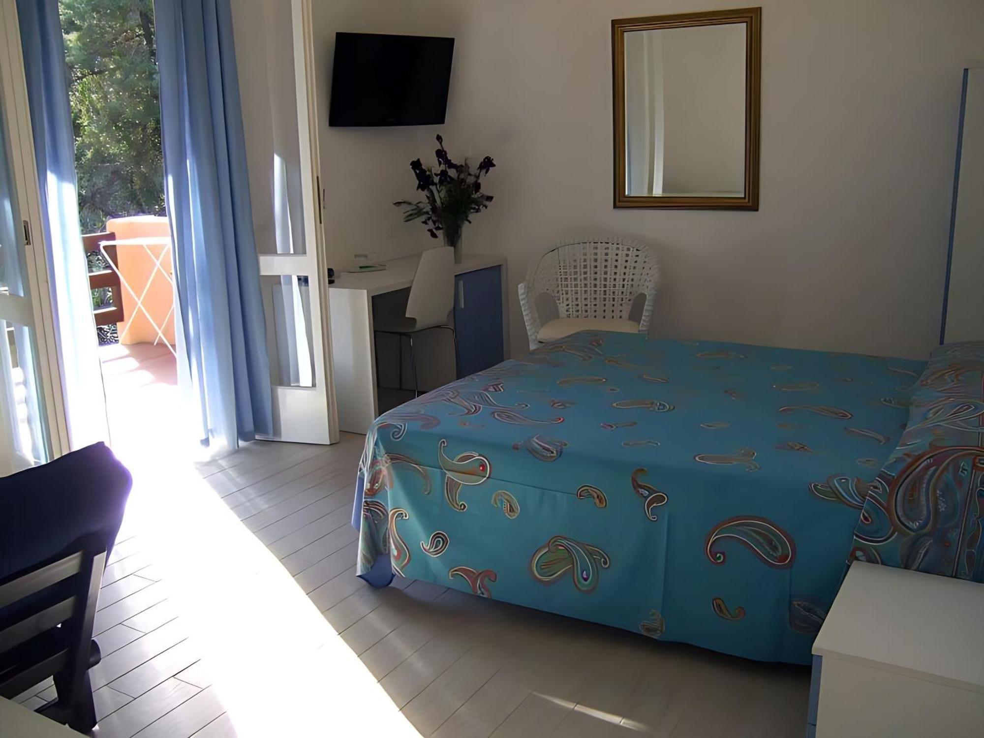 Hotel Capo Sud ลาโกนา ภายนอก รูปภาพ