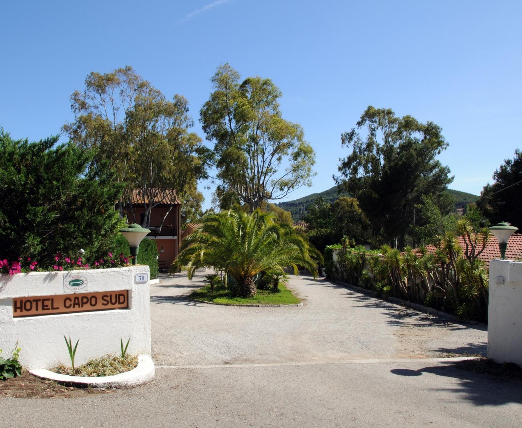 Hotel Capo Sud ลาโกนา ภายนอก รูปภาพ